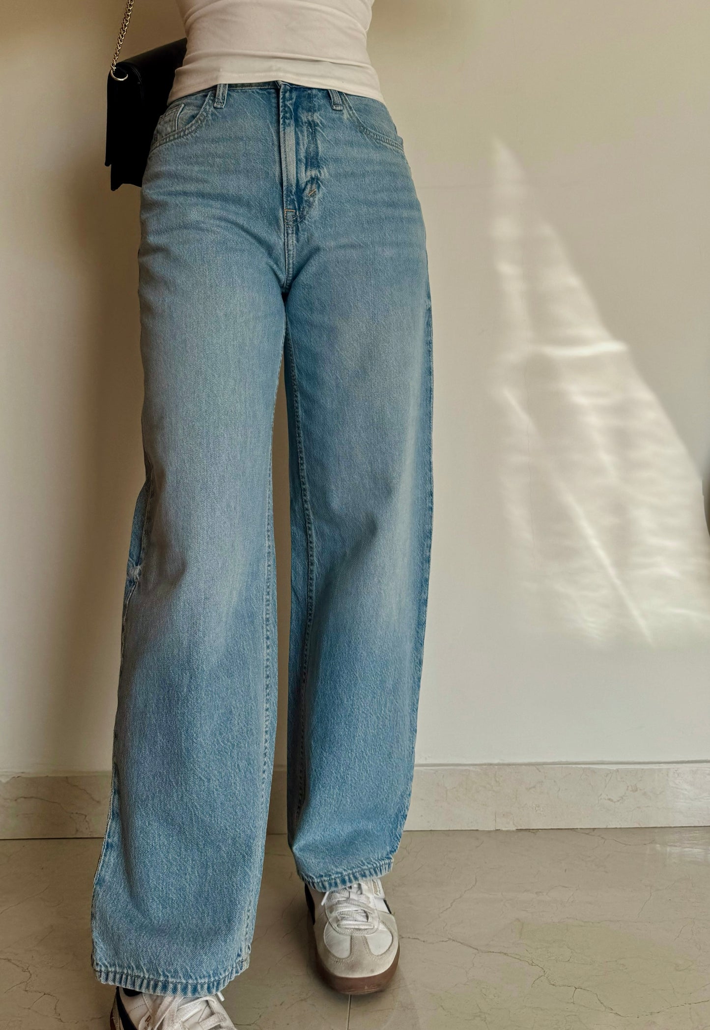 H&M Light Wash Baggy Jeans