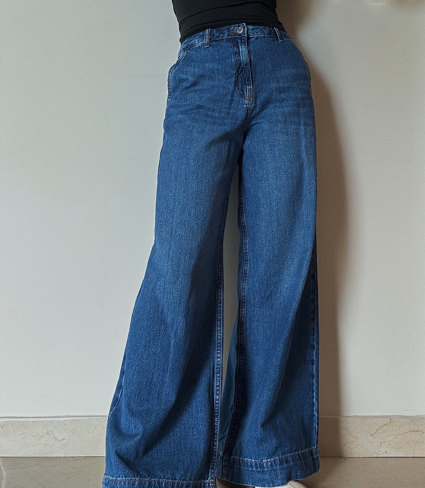 Super Wide Leg Medium Blue Jeans